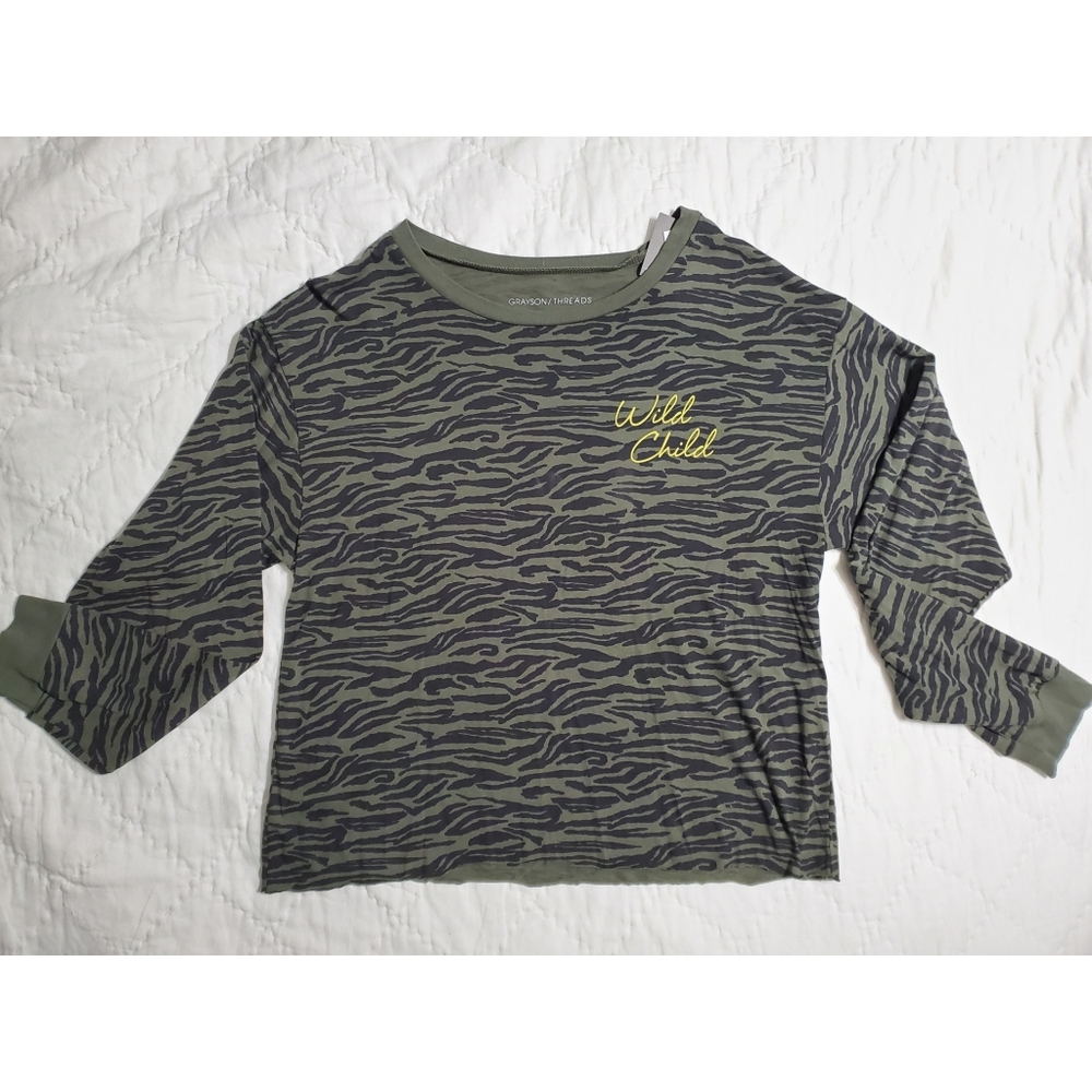 Long Sleeve T-Shirt, Cropped, Raw Edge, Size Med